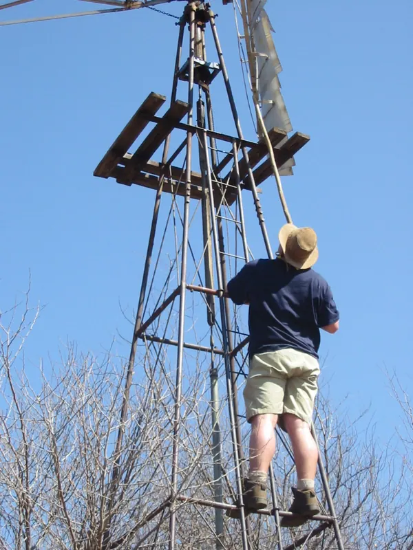 Troop Hike 2004, photo 20